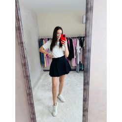 Sweet Black Skort – Rakott Szoknyanadrág