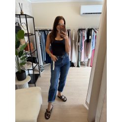 Classic Mom Jeans