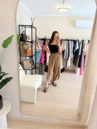 Elena Nadrág- Barna