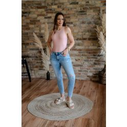 Sara skinny farmer